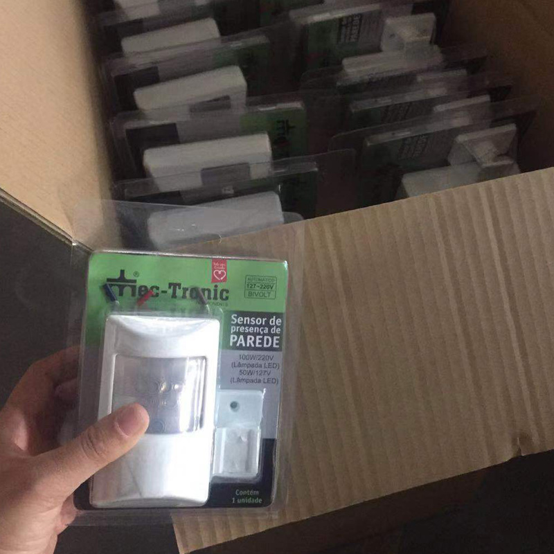 Công tắc cảm biến Pir trên tường P20, lên đến 12M (40ft), 1200W