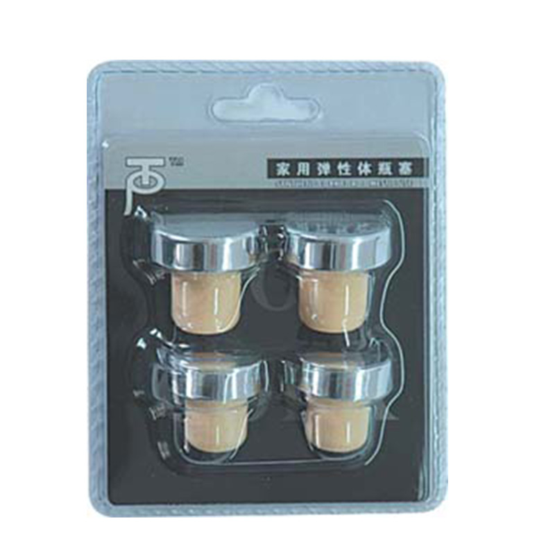 Chai rượu đựng nút chai chứa đầy