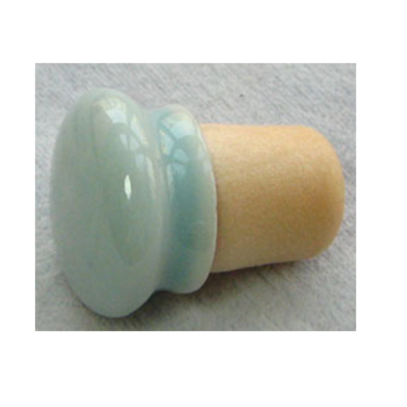 nút chai rượu để chai đựng rượu