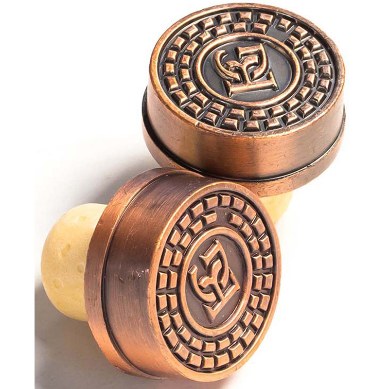 nút đóng chai rượu hợp lý