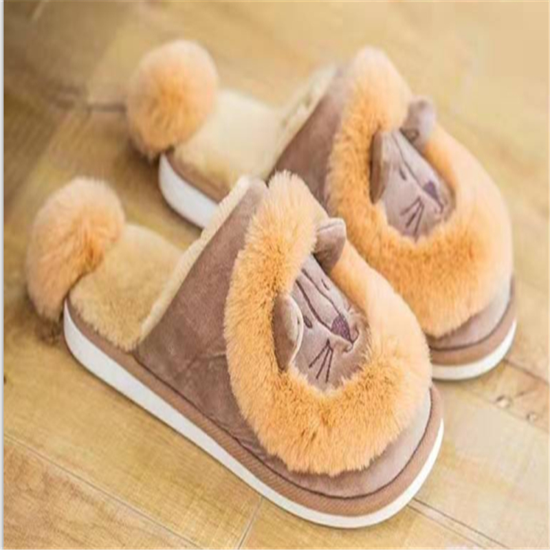 Dép hoạt hình trong nhà mùa đông