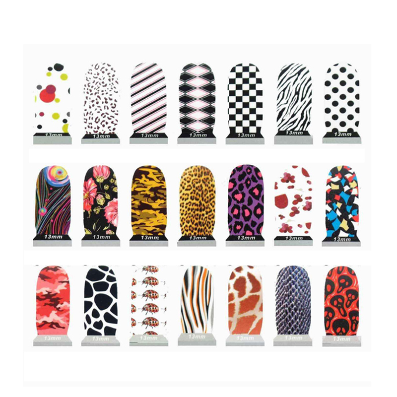 nhãn dán móng tay