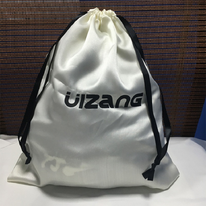 Túi đựng quà tặng nhỏ bằng dây rút Satin42