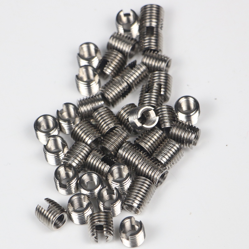 302 000 100.500 M10 * 1.5 * 14 * 1.5 * 18L tự chèn chỉ chèn với khe cắt