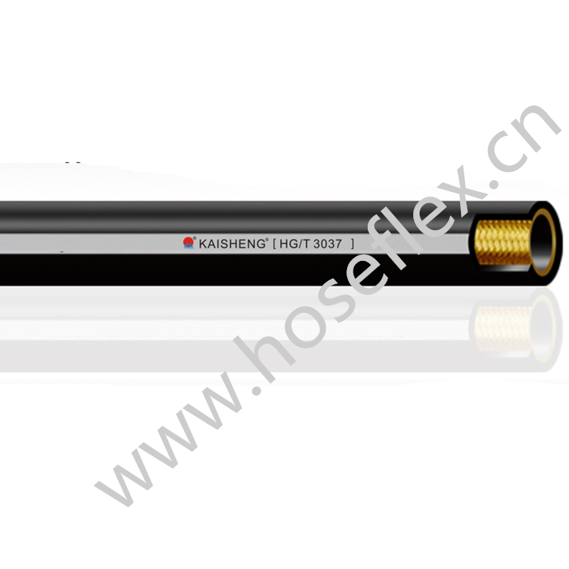 Ô'dầu phun dầu, ống xăng. Ô' dầu, ống xăng. Ô'dầu.