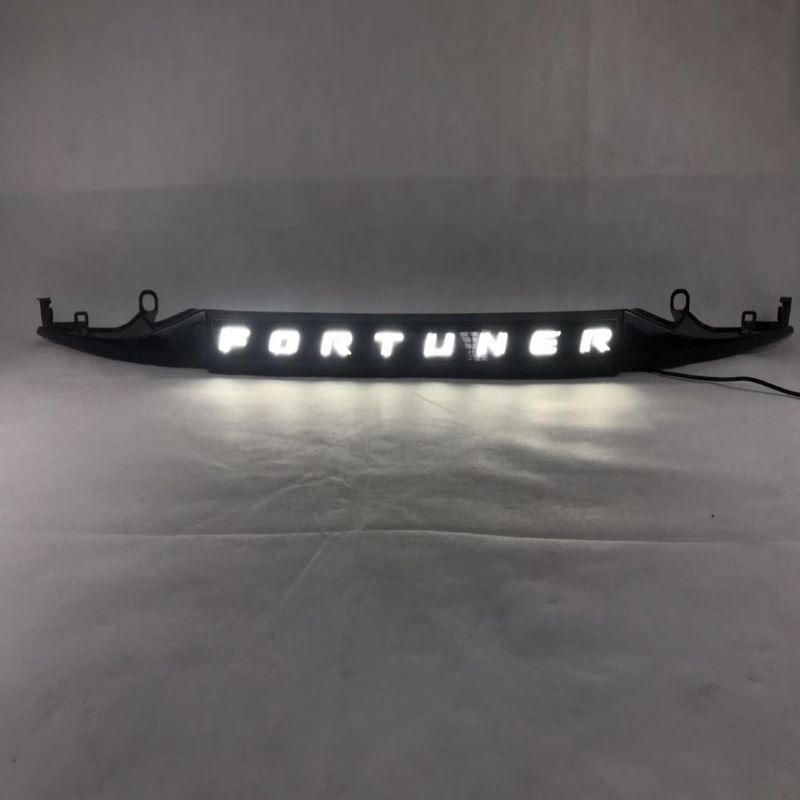 Trunk trang trí với ánh sáng cho Toyota Fortuner, Đèn phanh cho Toyota Fortuner