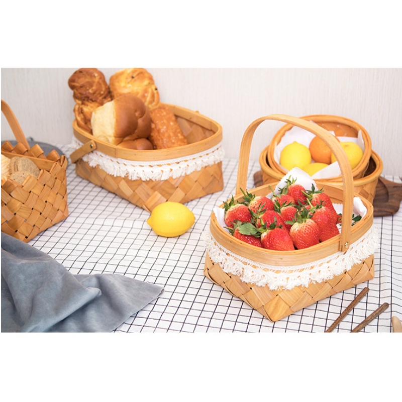 Hộp vải gỗ với chuôi kiếm