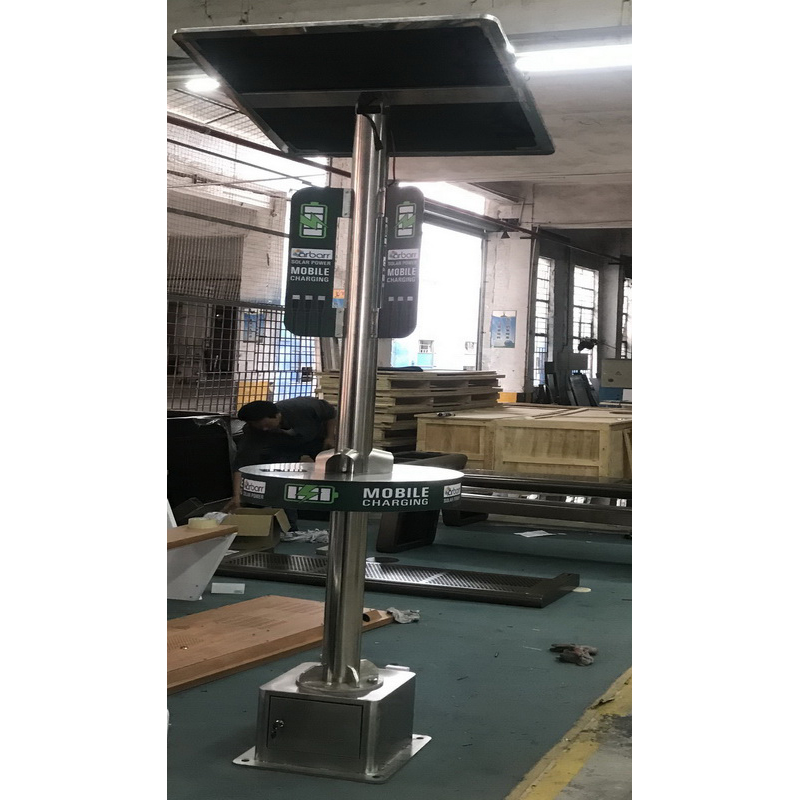 Bán nóng Điện thoại thông minh đa chức năng Điện thoại di động USB Sạc cực