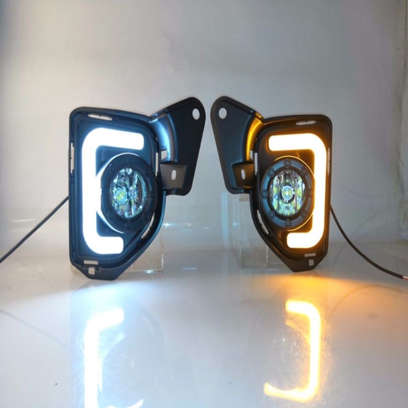 Đèn sương mù cho TOToyota Hiace Buổi vượt đèn ban ngày cho Toyota Hiace 204~