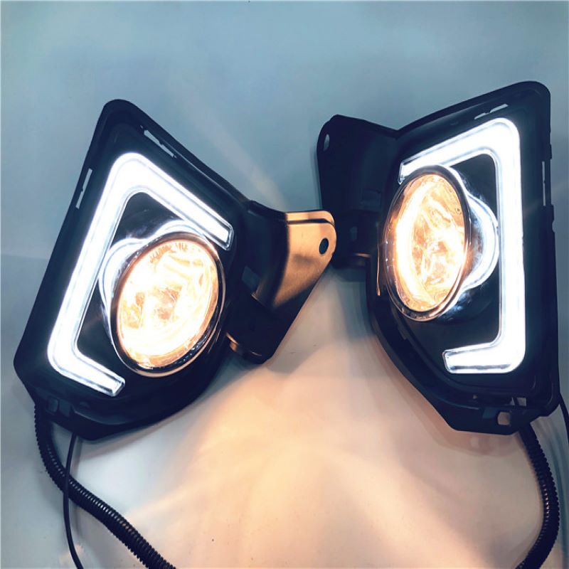 Ánh sáng ban ngày cho Toyota Hiace, sương mù của Toyota Hiace 204~