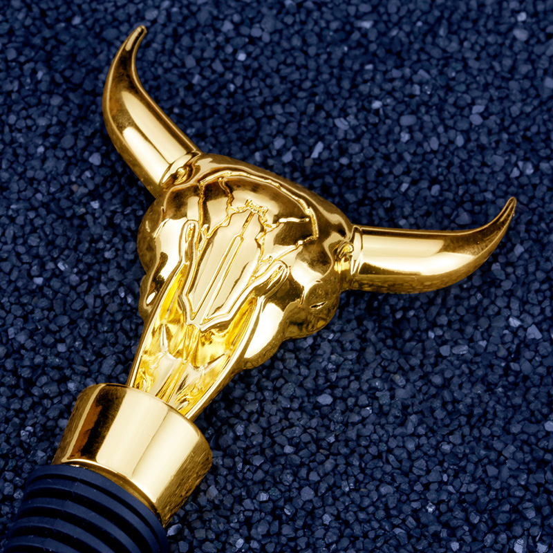 Trang trí kim loại Đầu bò hình rượu