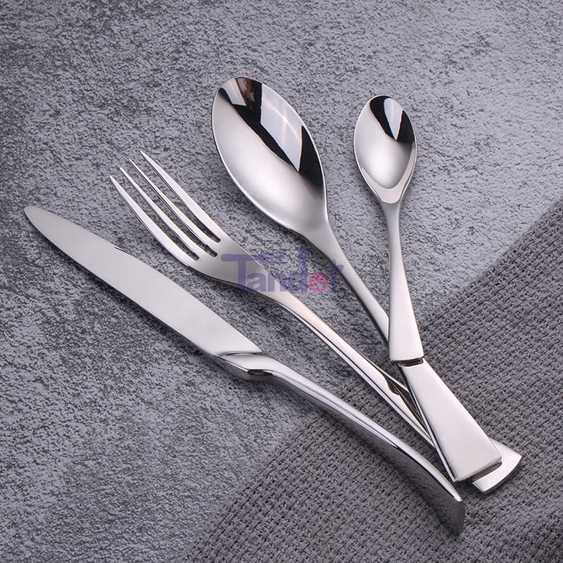 nhà cưới 4 cánh thanh lịch vàng hồng inox dao kéo thiết lập