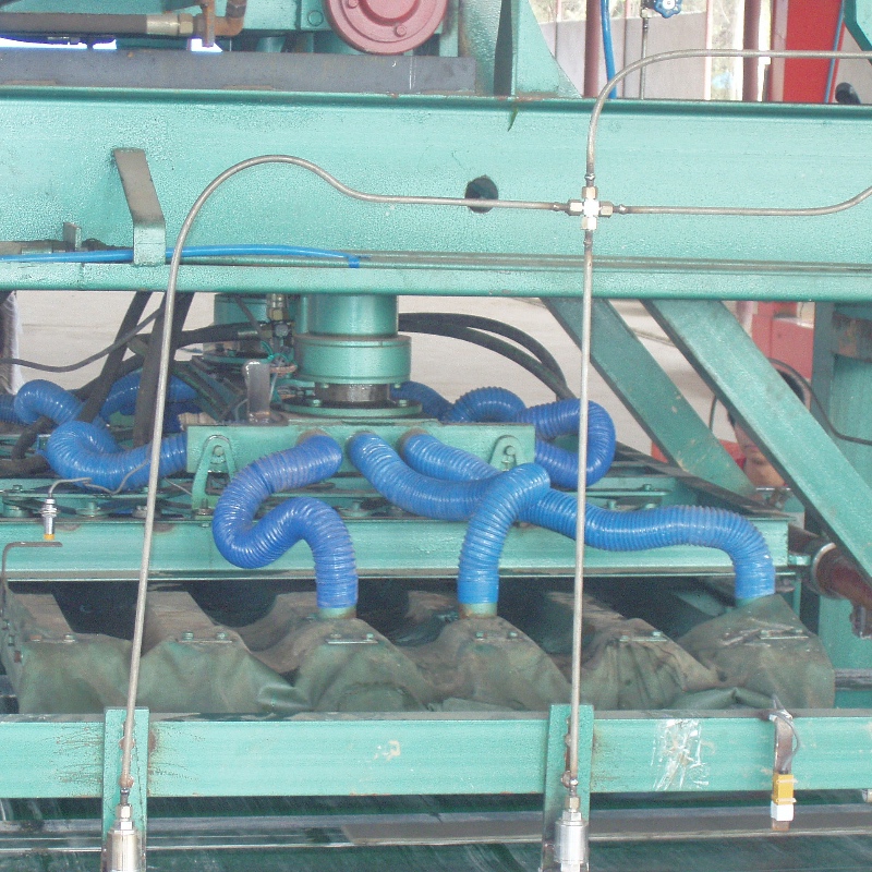 2020 Máy sản xuất bảng silicat canxi