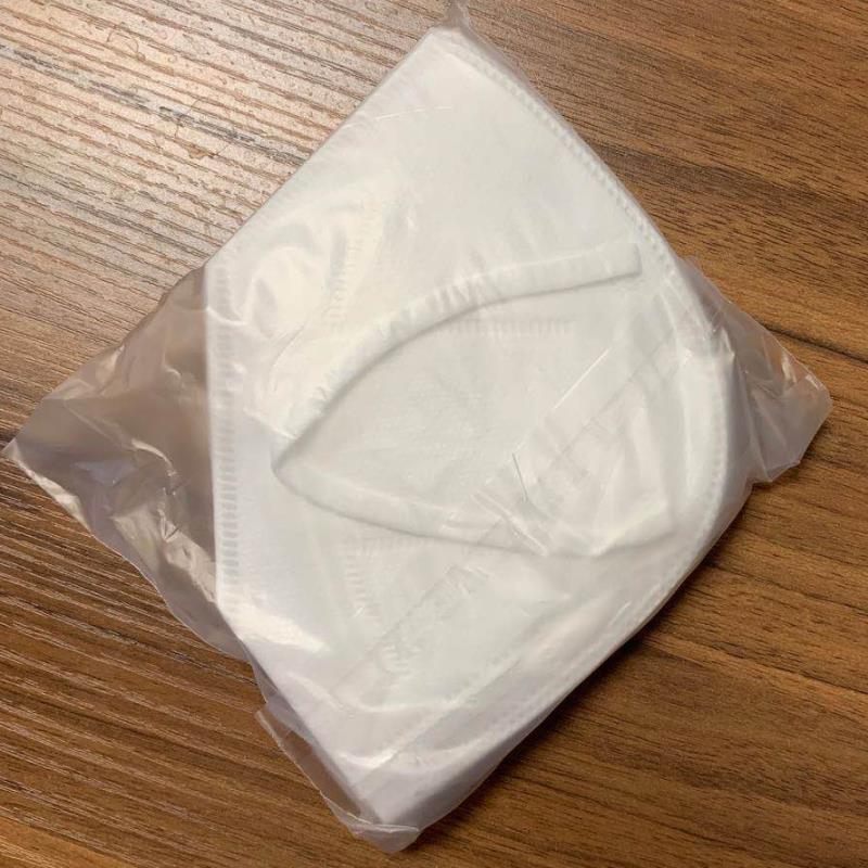 cao chất lượng mặt nạ KN95 với chứng nhận SGS,IFA,E,FDA