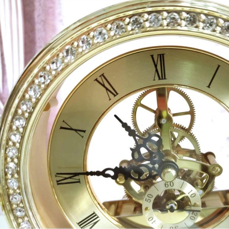 Ánh sáng sang tạo thời trang kim loại thời trang Mỹ chiếc đồng hồ của phòng ngủ màn hình nền