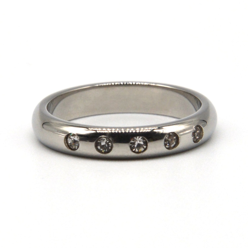 Nhẫn kim loại nhúng