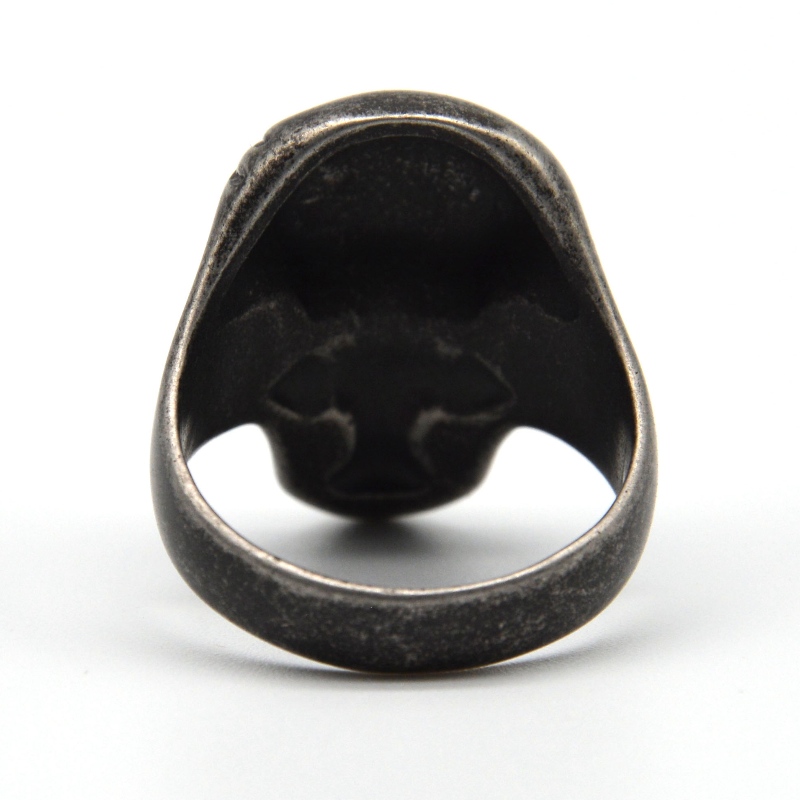 Đầu lâu thép vô hình