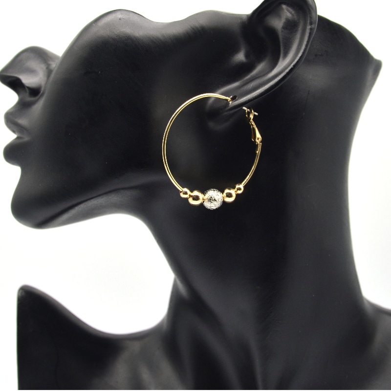 khuyên tai kim loại Thép