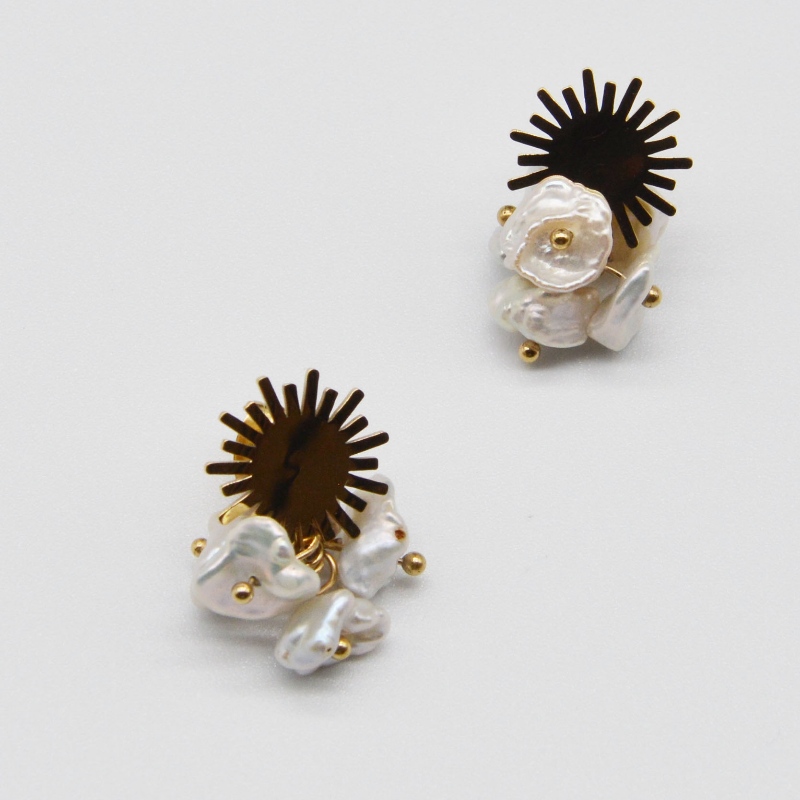 khuyên tai thép gai, trang sức thời trang, trang sức thời trang,