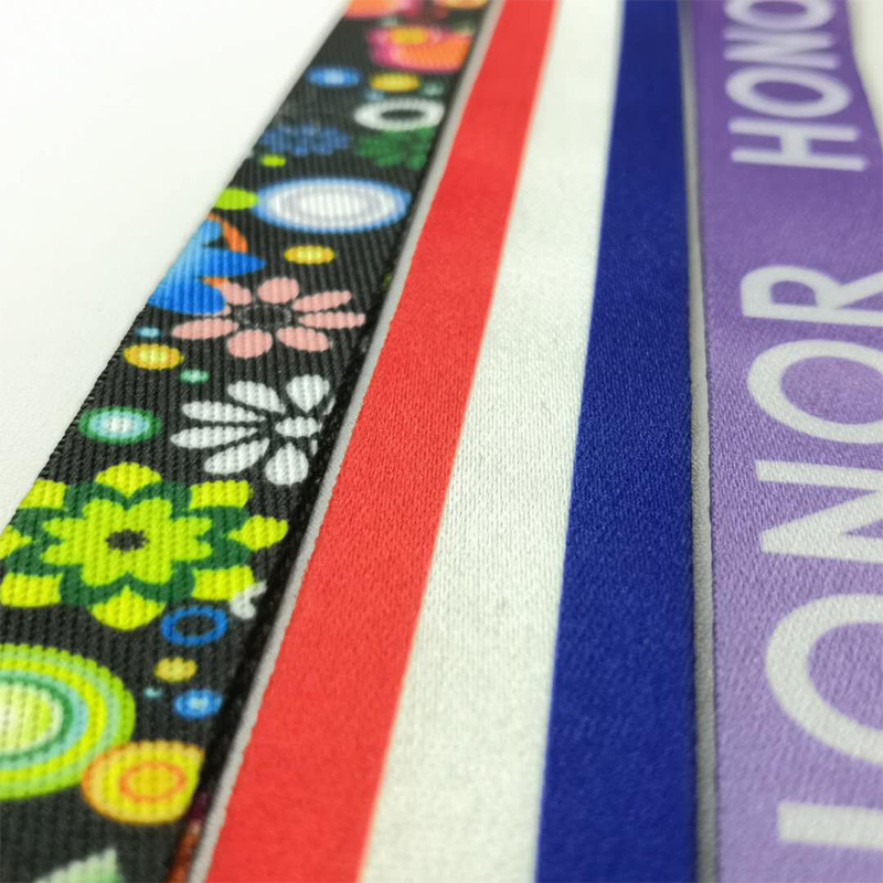 Buôn bán trực tiếp tại nhà máy trang trí trang trí mặt bằng polyester lanyard da lanyard Pu Lease lanbarque cửa hàng cao cấp lanyard Tự chọn logo tùy chỉnh.