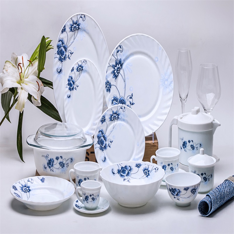 588bLanguage Phòng kính trắng mờ