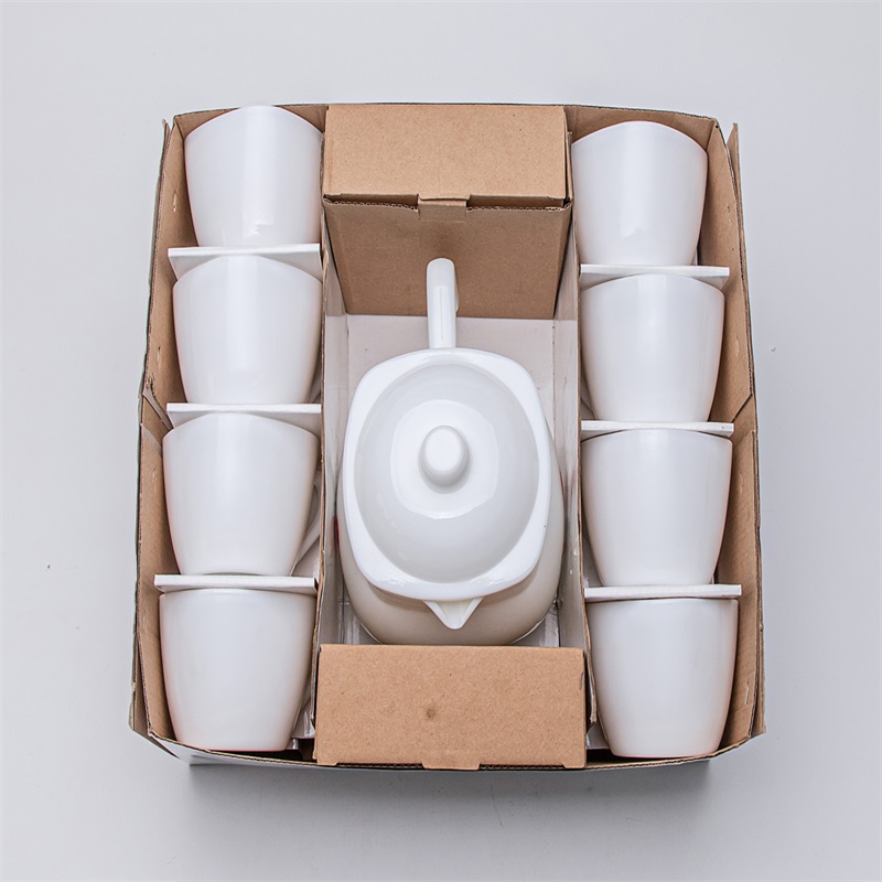 Kính trắng trong tầm vóc