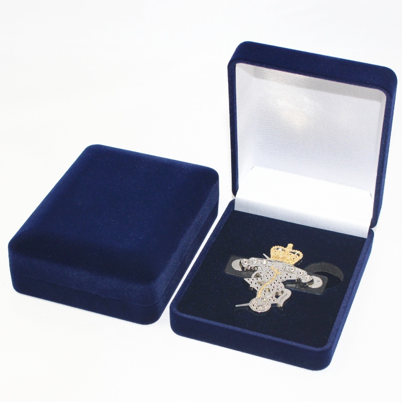 Vật phẩm Hộp nhung hình tròn D-22B cho đồng xu, vòng cổ & huy hiệu, mm. 70 * 90 * 30, trọng lượng khoảng 60g