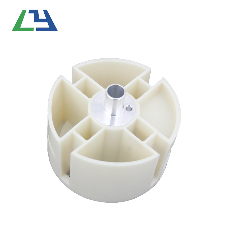 Hộp nhựa tiêm Mờ