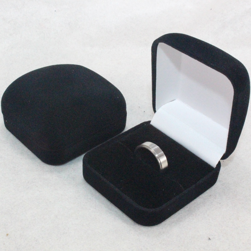 Vật phẩm F-2 hình tròn Hộp nhung cho nhẫn, huy hiệu & đồng xu nhỏ, mm. 52 * 57 * 34, trọng lượng khoảng 27g