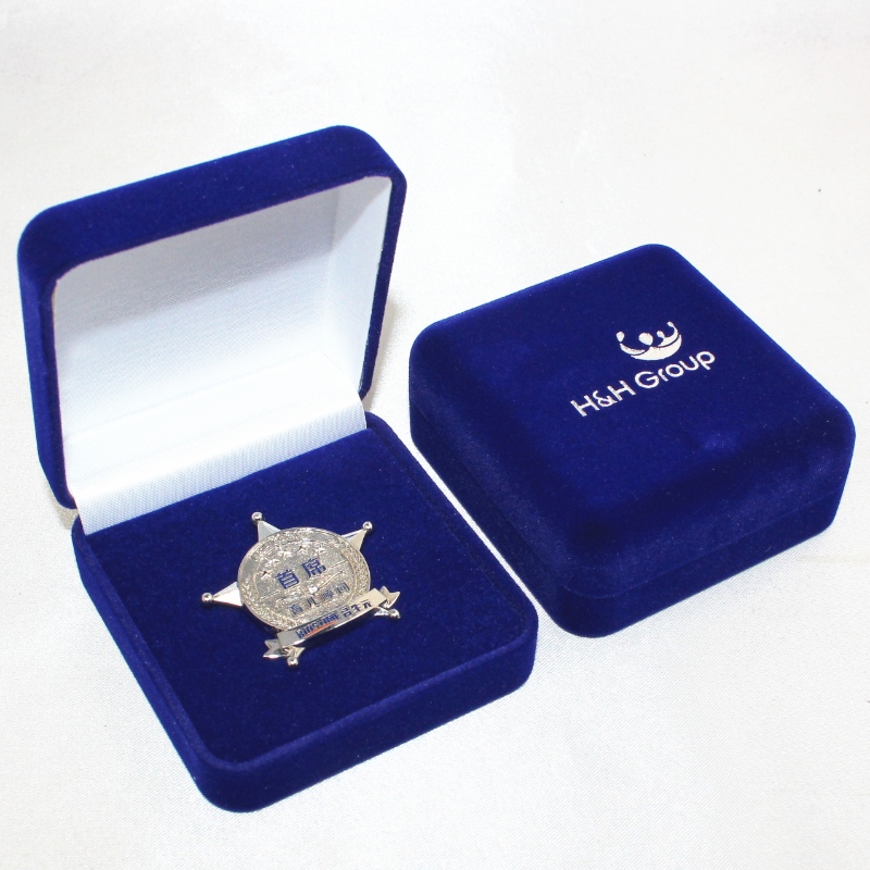 Hàng F-2S hình tròn của Velvet Box for huy hiệu52*57*25, tạ về 2g