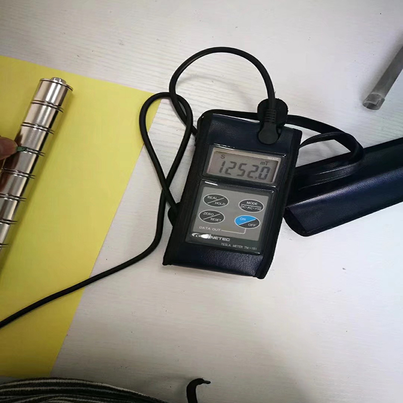 Siêu lực từ cực mạnh, cực mạnh, có đặc trưng SUS304,316