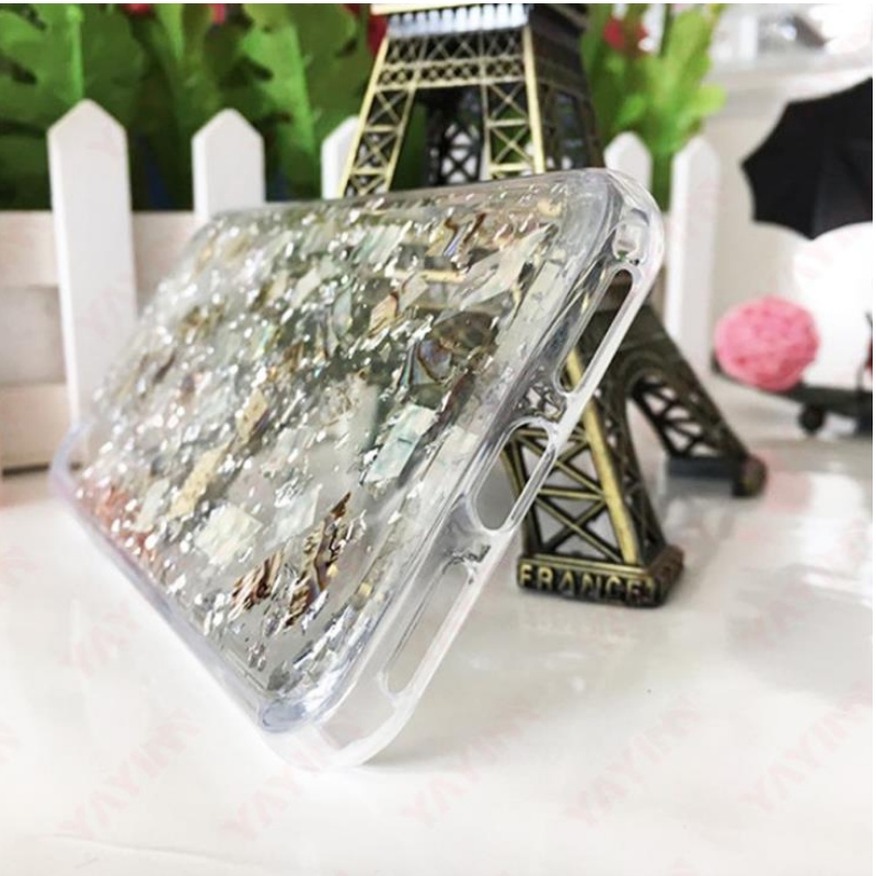 iPhone có thể chuẩn bị cho hộp điện thoại truyền hình trực tiếp mặt màu vàng mặc thời trang trên thẻ LPC Name