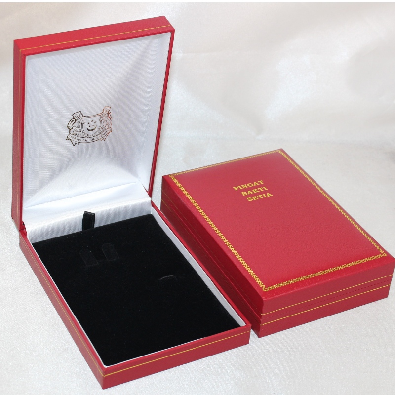 Vật phẩm Hộp giấy giả da hình chữ nhật V-15S cho huy chương 75 * 120 mm, đồng xu & huy hiệu, vv mm. 97 * 143 * 34, trọng lượng khoảng 170g