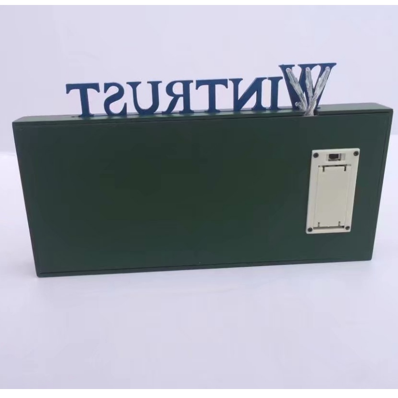 Đội hình ảnh Woodn Cubs với đèn LED