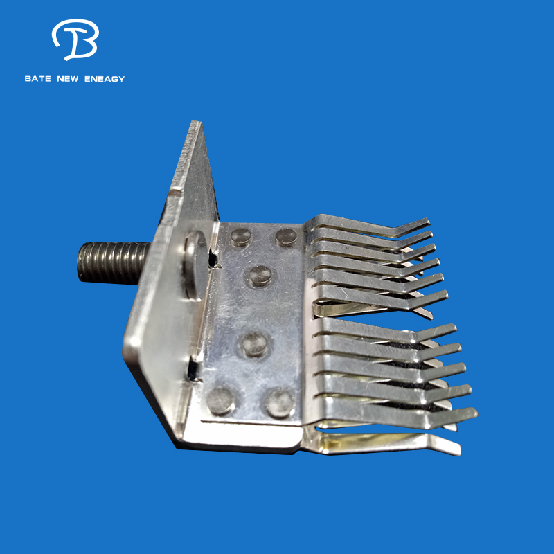 phút giây cuối cùng của thanh đồng... Dây điện của xe điện, dây điện cao điện...