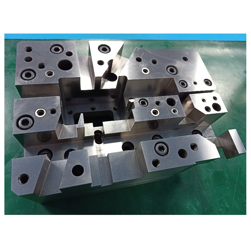 bộ phận tùy chỉnh để sản xuất khuôn đúc