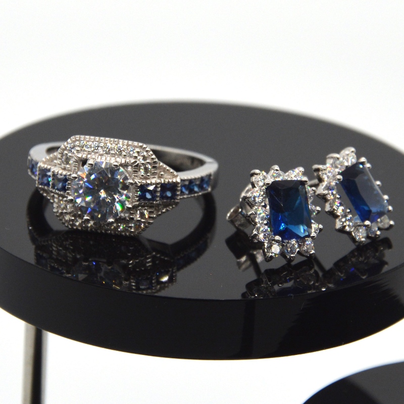 Vòng đeo tay áo bạc... Vòng đeo tay... Comment