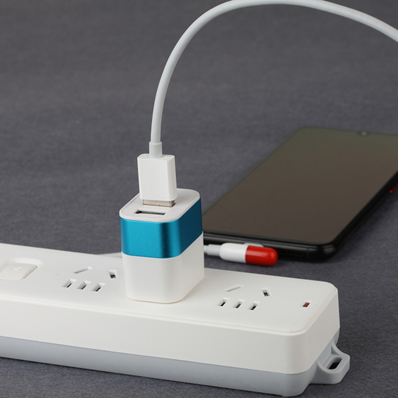 Hệ thống công ty Thực phẩm FCC Fast Charge Trave 2 cổng Dùng bộ sạc pin x ách tay trước Bộ phát điện thoại nhanh cho Ipod 5 6 7 x