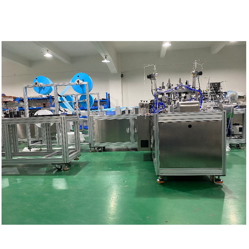 Máy bay dùng một lần tốc độ cao kéo một máy mặt nạ