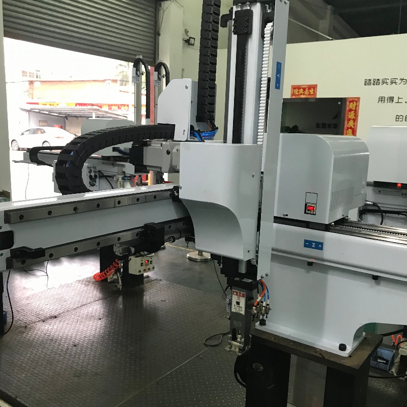 Bộ thao tác đi bộ chéo Sê-ri RB một trục \/ hai trục