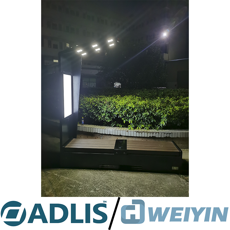 Kích thước lớn Màn hình quảng cáo đa chức năng chất lượng cao Ghế băng thông minh năng lượng mặt trời để bán