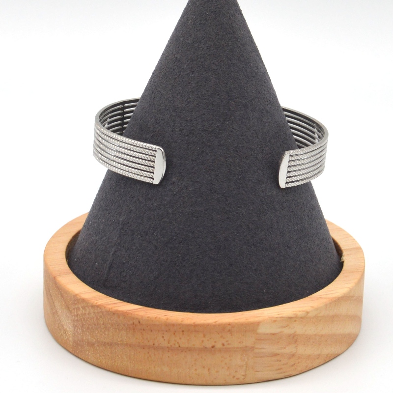 Brace Brace Brace Brace Brace Bracciaetto