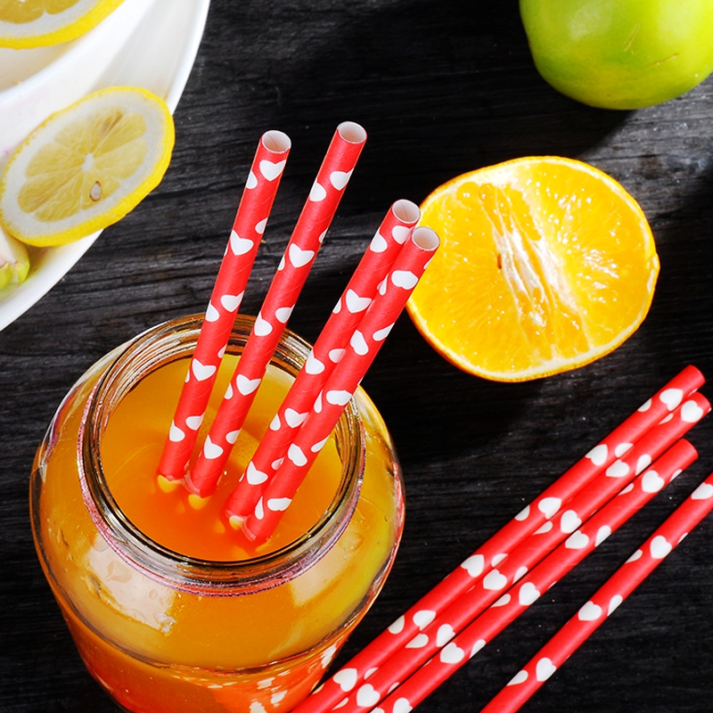 Ống hút giấy tình yêu