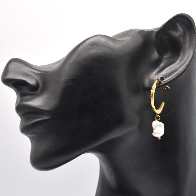 Hoa tai ngọc trai giả đơn giản vàng mặt dây chuyền hình chữ C hoa tai nữ mặt dây chuyền dài nữ trang sức nhà máy chế biến đồ trang sức Ruifanbao Trung Quốc