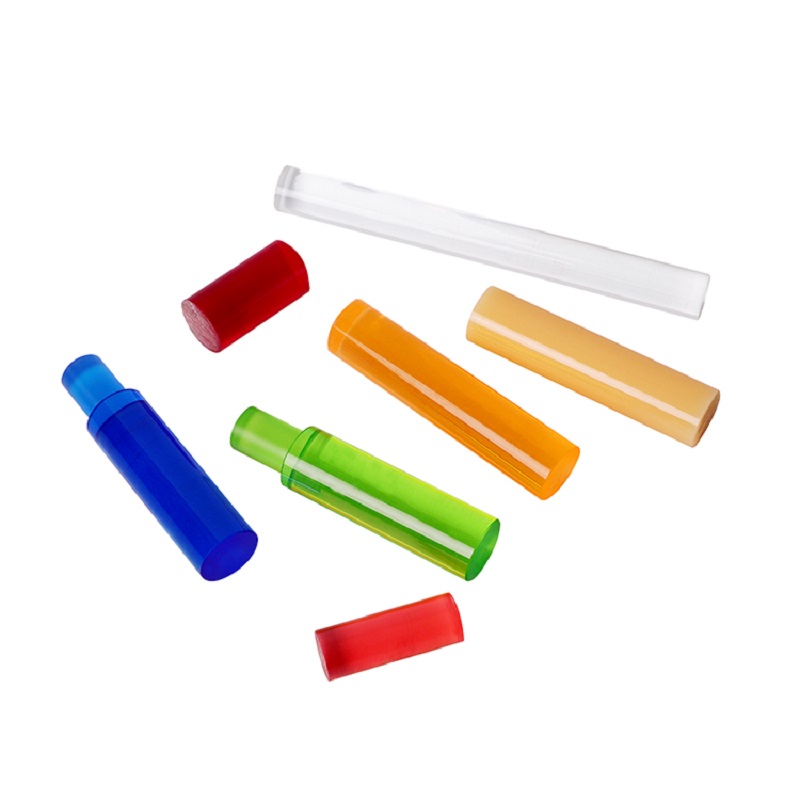 M.M.O.K.C.C.I.D.C., mảnh vỡ bóng loáng