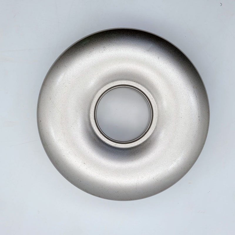 Hộp thiếc hình nhẫn