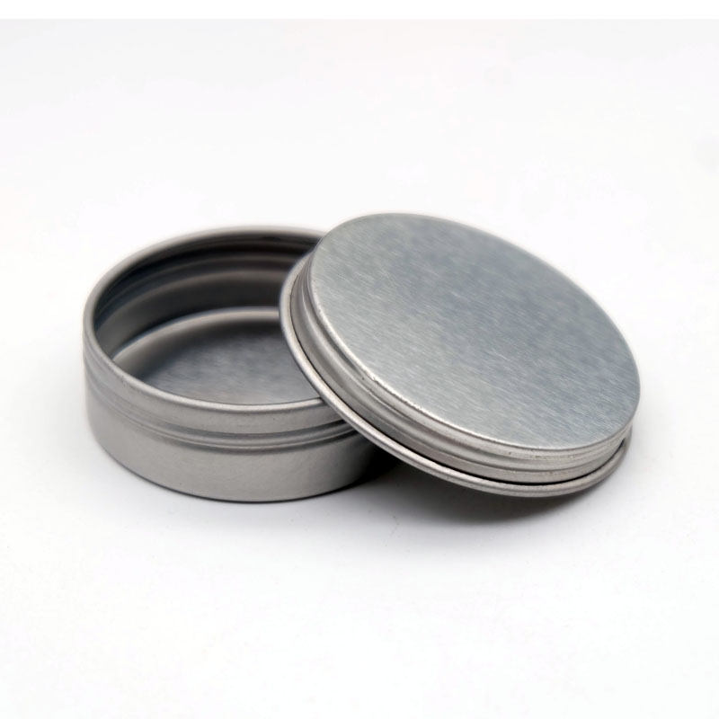 Hộp thiếc nhỏ có thể dùng cho sáp, nước hoa, thuốc, thạch cao.