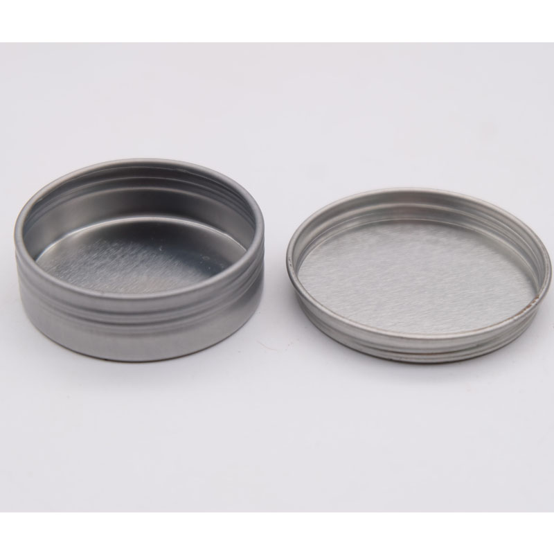 Hộp thiếc nhỏ có thể dùng cho sáp, nước hoa, thuốc, thạch cao.