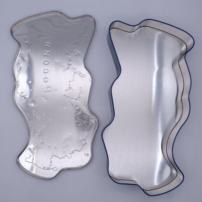 Hộp thiếc hình dáng kỳ lạ