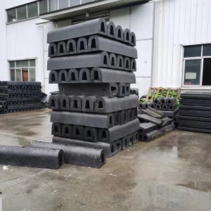 D kiểu DD/DO/DC/Square dock fender extrusion fender